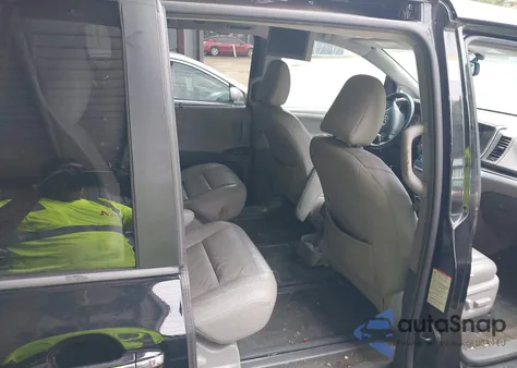 2016 Toyota Sienna Xle Premium 7 Passenger из США, поврежденный, VIN 5TDDK3DC4GS135362